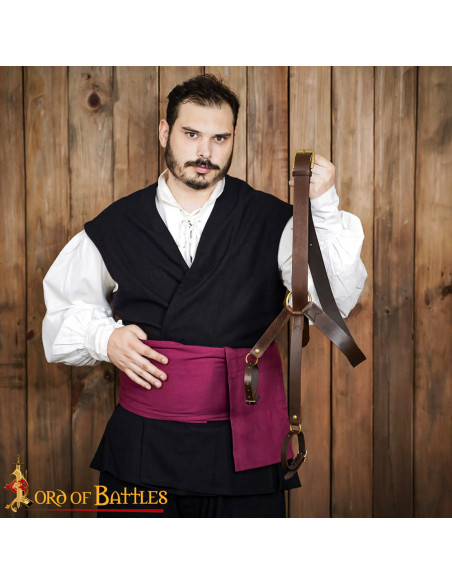 Tahalí medieval en cuero para colgar...