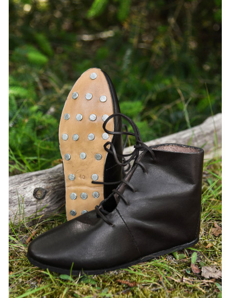 Zapatos medievales altos con cordones Zapatos medievales altos con cordones