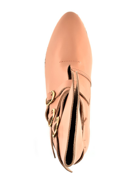 Middeleeuwse schoenen met gespsluiting