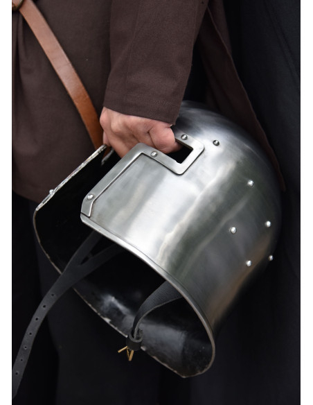 Barbuta italiana funcional, año 1440