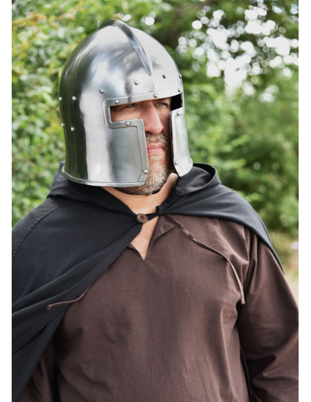 Barbuta italiana funcional, año 1440