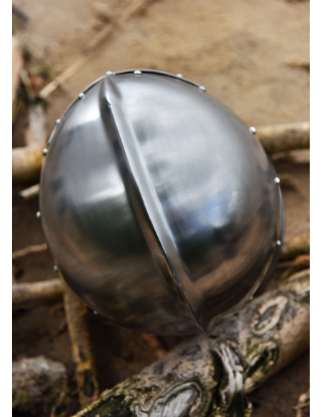 Funktionel italiensk barbuta, år 1440