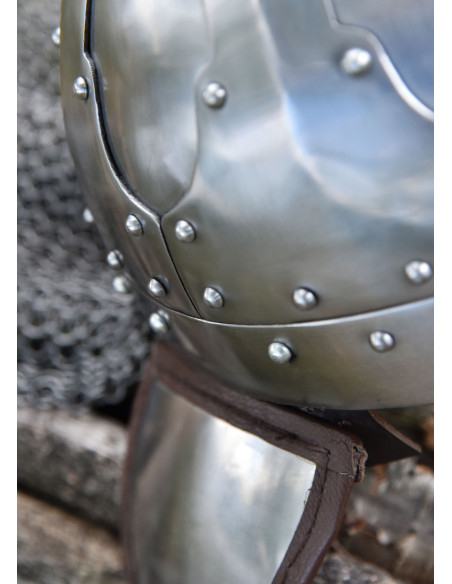 Spangenhelm helm met oorbeschermers...