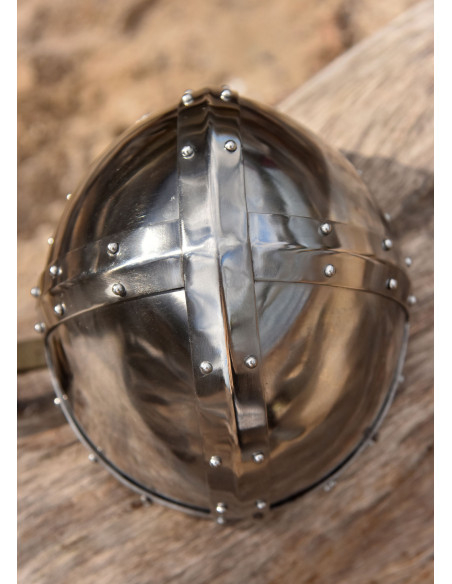 Casco Spangenhelm funcional, s. XI Casco Spangenhelm funcional, s. XI