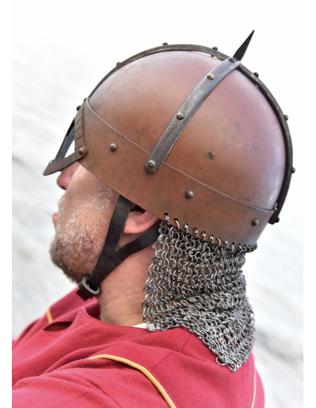 Casco Vikingo Gjermundbu con cota de... Casco Vikingo Gjermundbu con cota de...