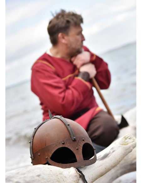 Casco Vikingo Gjermundbu con cota de... Casco Vikingo Gjermundbu con cota de...