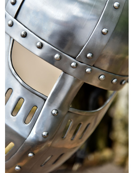 Casco Spangenhelmet con visera