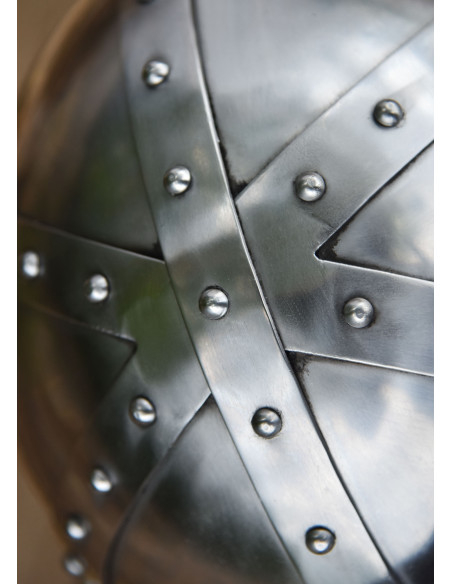 Spangenhelm-Helm mit Visier