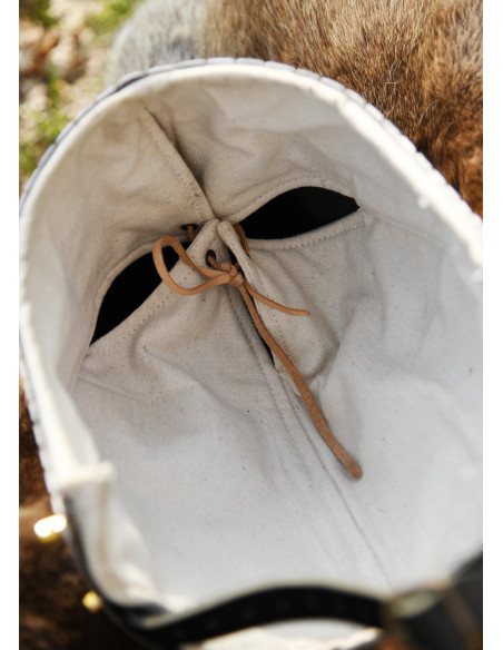 Funktionelles Bacinete aus dem 14....