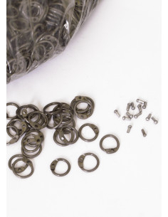 Zak 1 kg met ringetjes met een diameter van 8 mm.