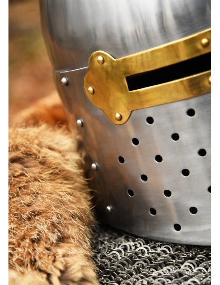 Middeleeuwse Suikerbroodhelm