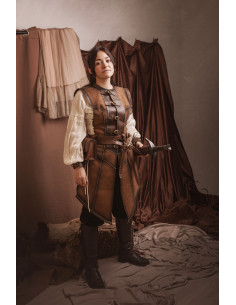 Cuera medieval larga marrón en piel de serraje, mujer