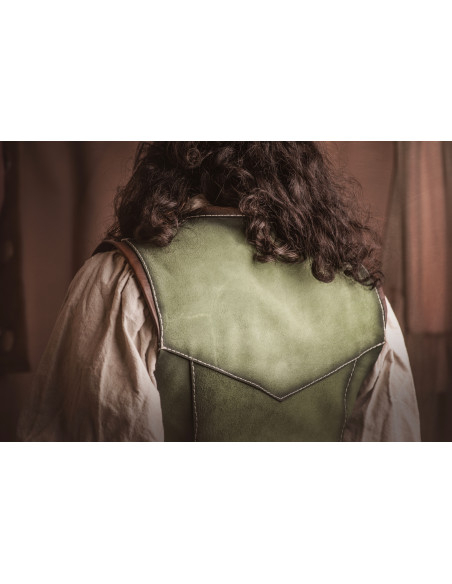 Cuera medieval larga verde en piel de... Cuera medieval larga verde en piel de...