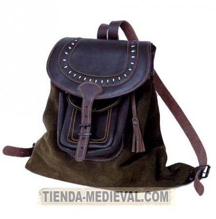 Mochila medieval de cuero 443x450 - Leather Medieval Handbags