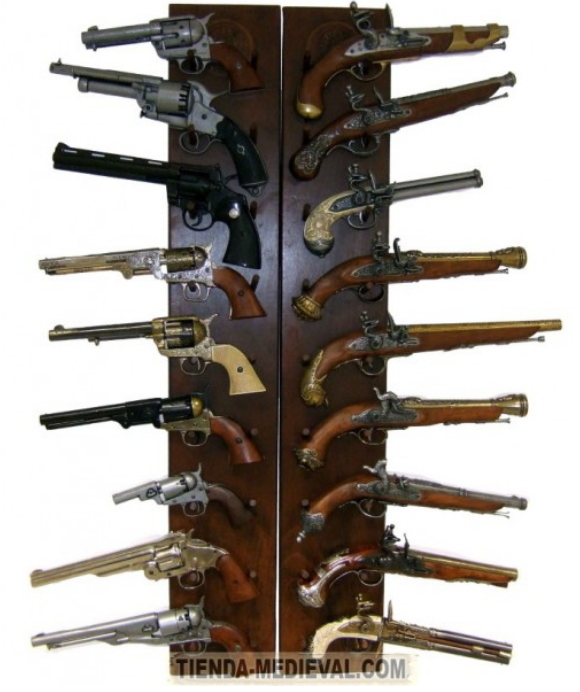 SOPORTE DOBLE PARA COLGAR 18 PIEZAS - Historia de la pistola medieval