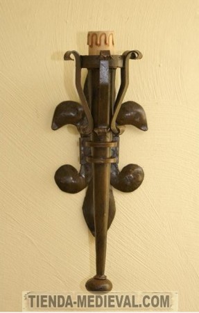 Aplique medieval de forja 50 cms. 287x450 - Paredes decoradas al estilo medieval