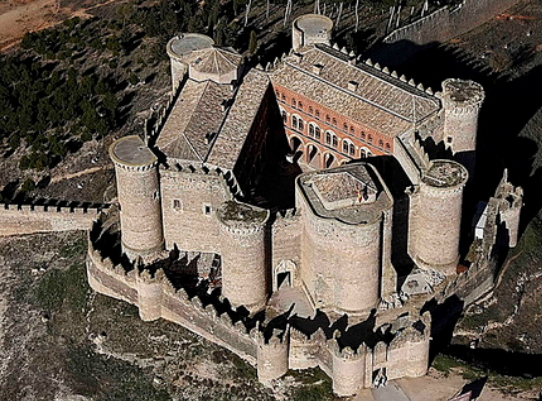 Vista aérea Castillo Belmonte - Castillo de Aínsa