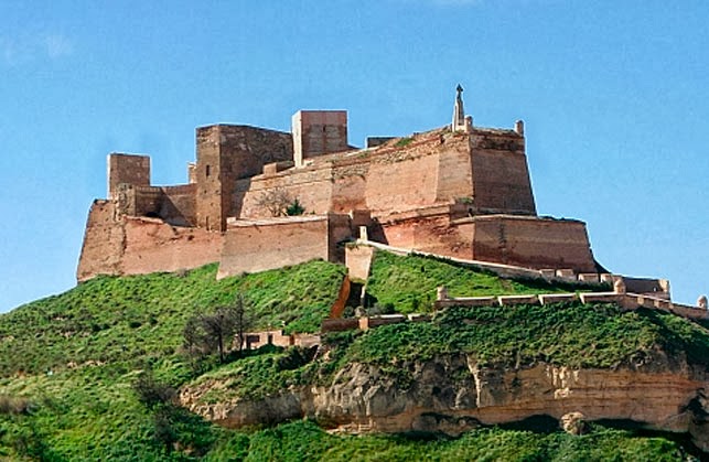El castillo de Monzón2 - Alfombrilla almohadilla ordenador diseño templario espartano gladiador