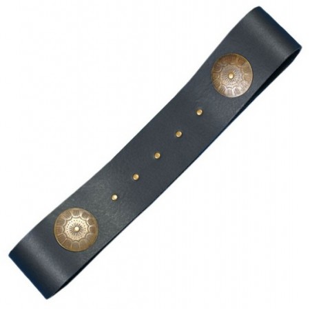 Cinturón ancho cuero remaches 450x448 - Cinturones de época medievales y romanos
