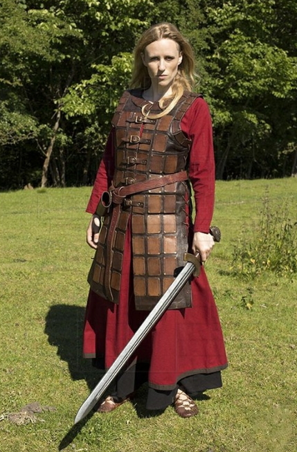Brigantina cuero - Armaduras mujeres guerreras medievales