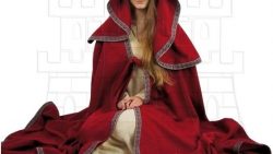 Capa de mujer grande con capucha 250x141 - Trajes Medievales de mujer para lucir en Mercadillos