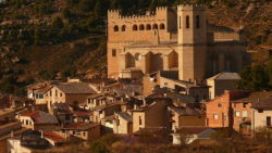 Valderrobres castillo 250x141 - Castillo de Aínsa