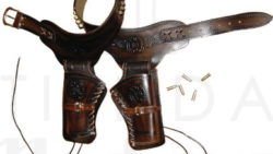 CANANA DE PIEL 250x141 - La Pistola Beretta