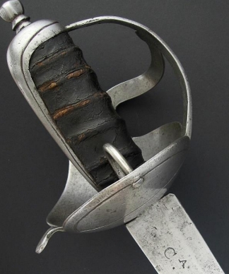 Empuñadura de la Espada de Montar, Tropa de Caballería de Línea (siglo XVIII)
